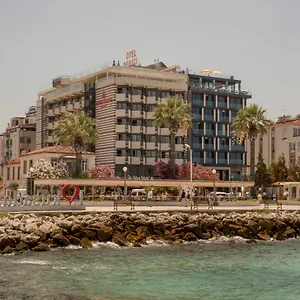 4* Otel Derici